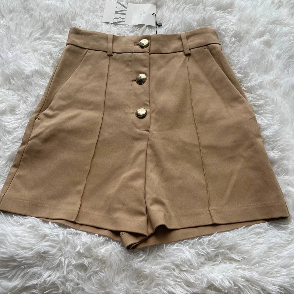 Zara Shorts - Picture 1 of 6